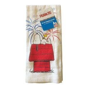 NWT-PEANUTS-SNOOPY & WOODSTOCK-SET OF 2 KITCHEN TOWELS